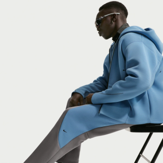 Men's Nike Tech Fleece Open-Hem Suit (SKUs: IF1323-015, IF1319-486). Photo via Nike.