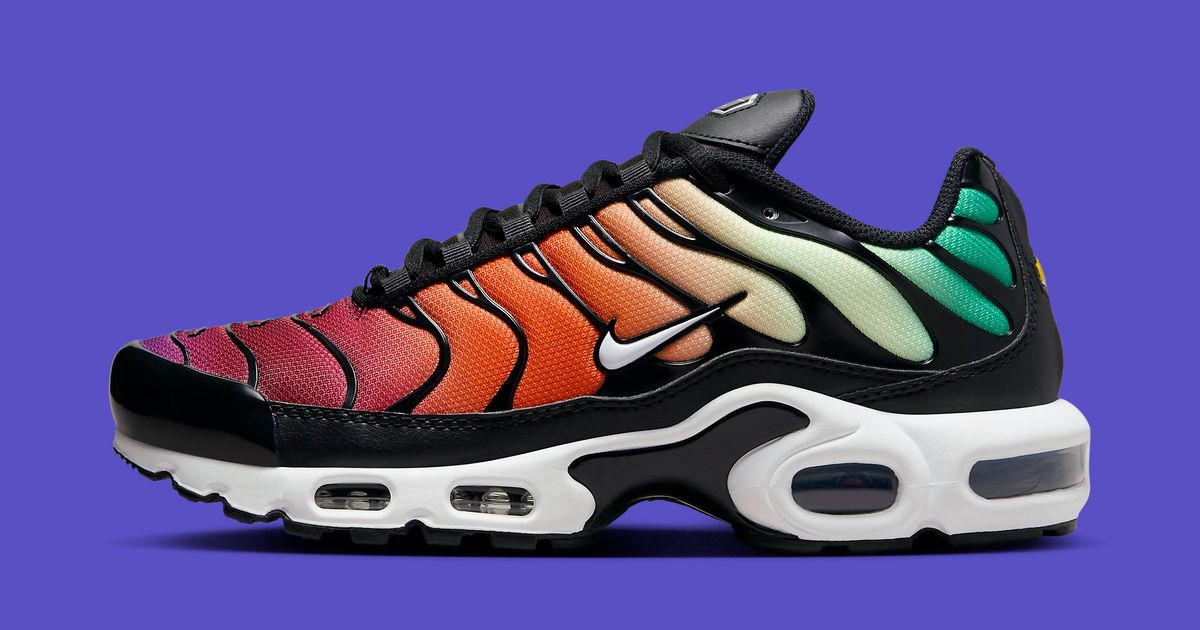 Multi-Color Gradients Converge on the Nike Air Max Plus | House of Heat°