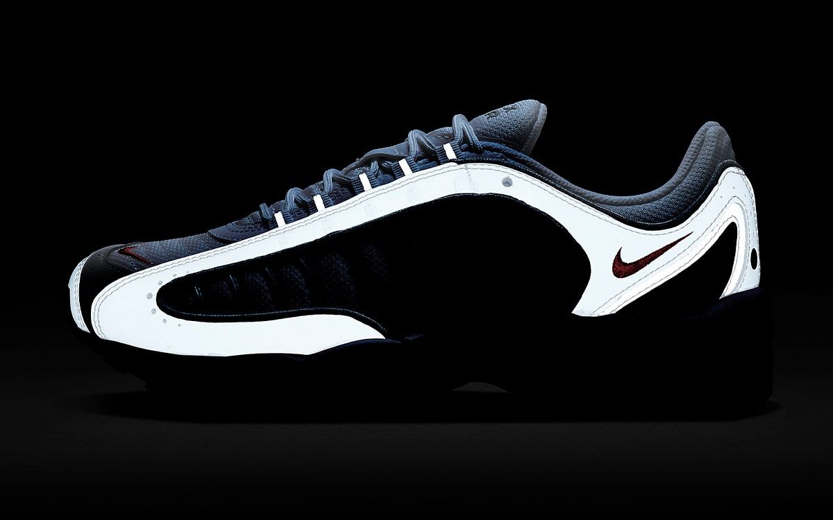 air max tailwind reflective