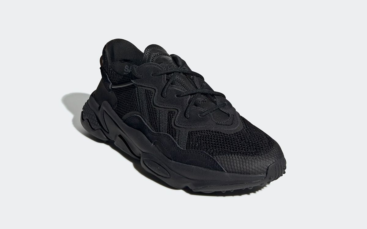 Adidas ozweego clearance triple black