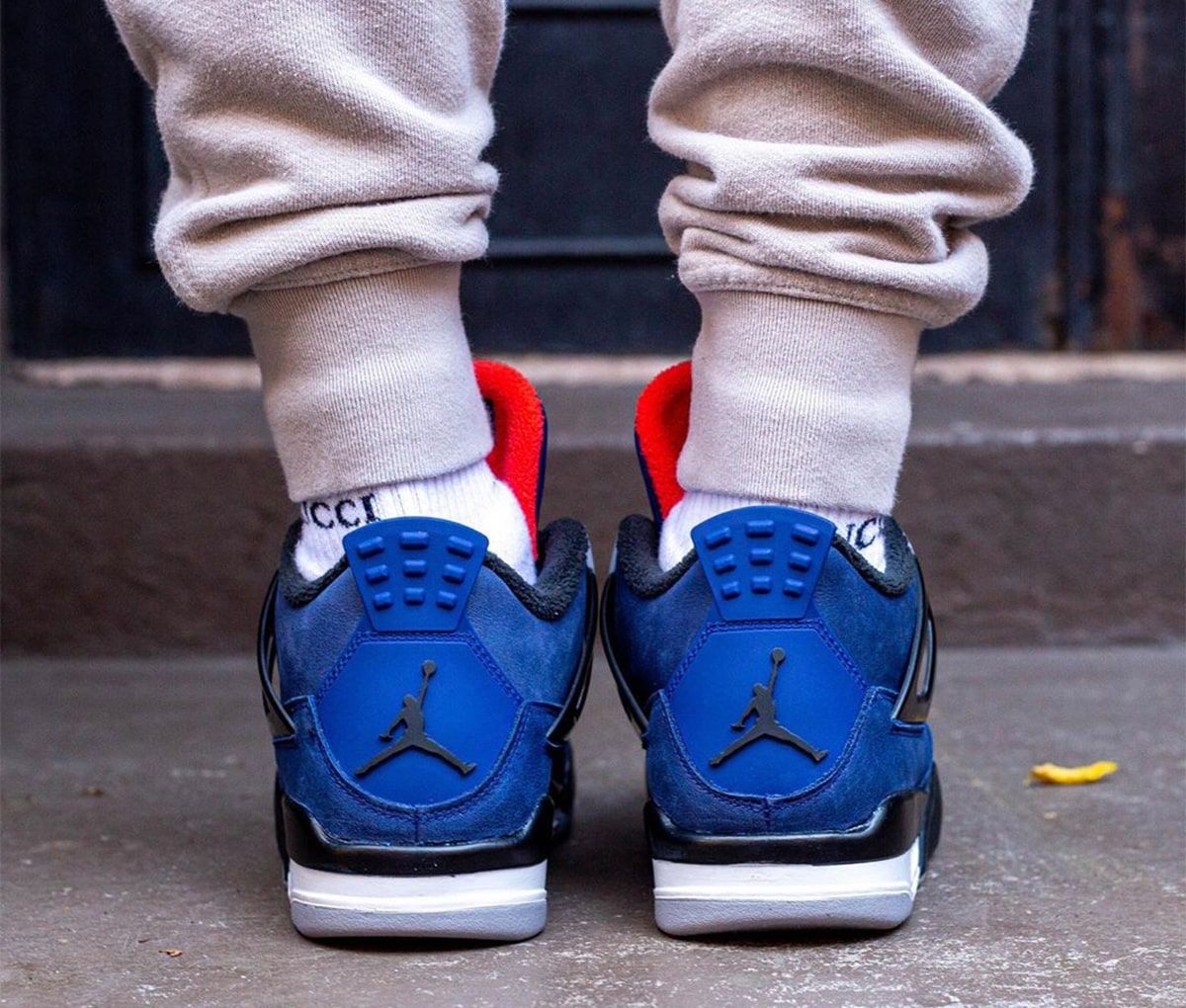 Jordan 4 royal hot sale blue wntr