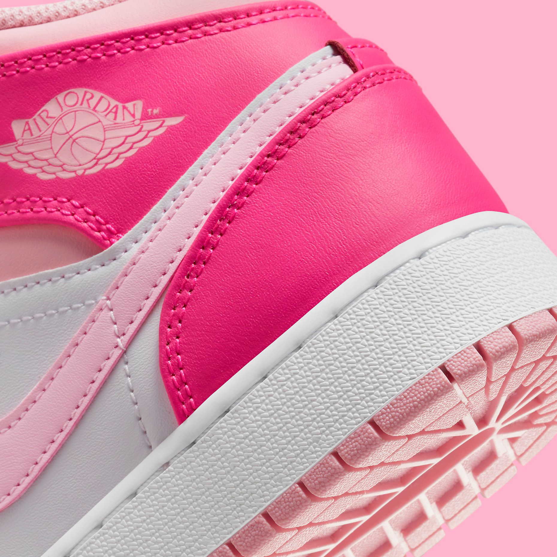 Official Images // Air Jordan 1 Mid “Medium Soft Pink