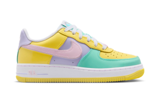 Easter-inspired Nike Air Force 1 Low in a "Yellow Pulse/Hydrangeas/Emerald Rise/Pink Foam" color scheme.