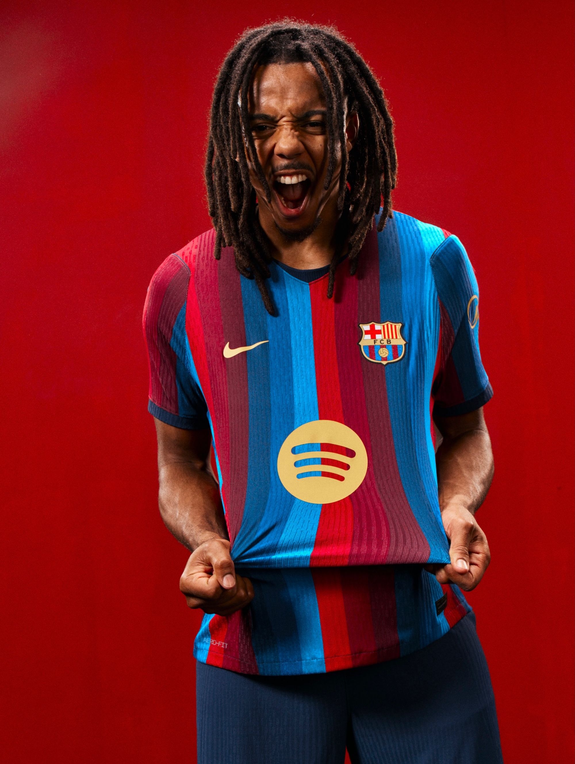 Jules Koundé for FC Barcelona 26/27 Home Jersey. Photo via FC Barcelona.