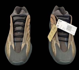 adidas yeezy maillot 700 v3 copper fade release date 2