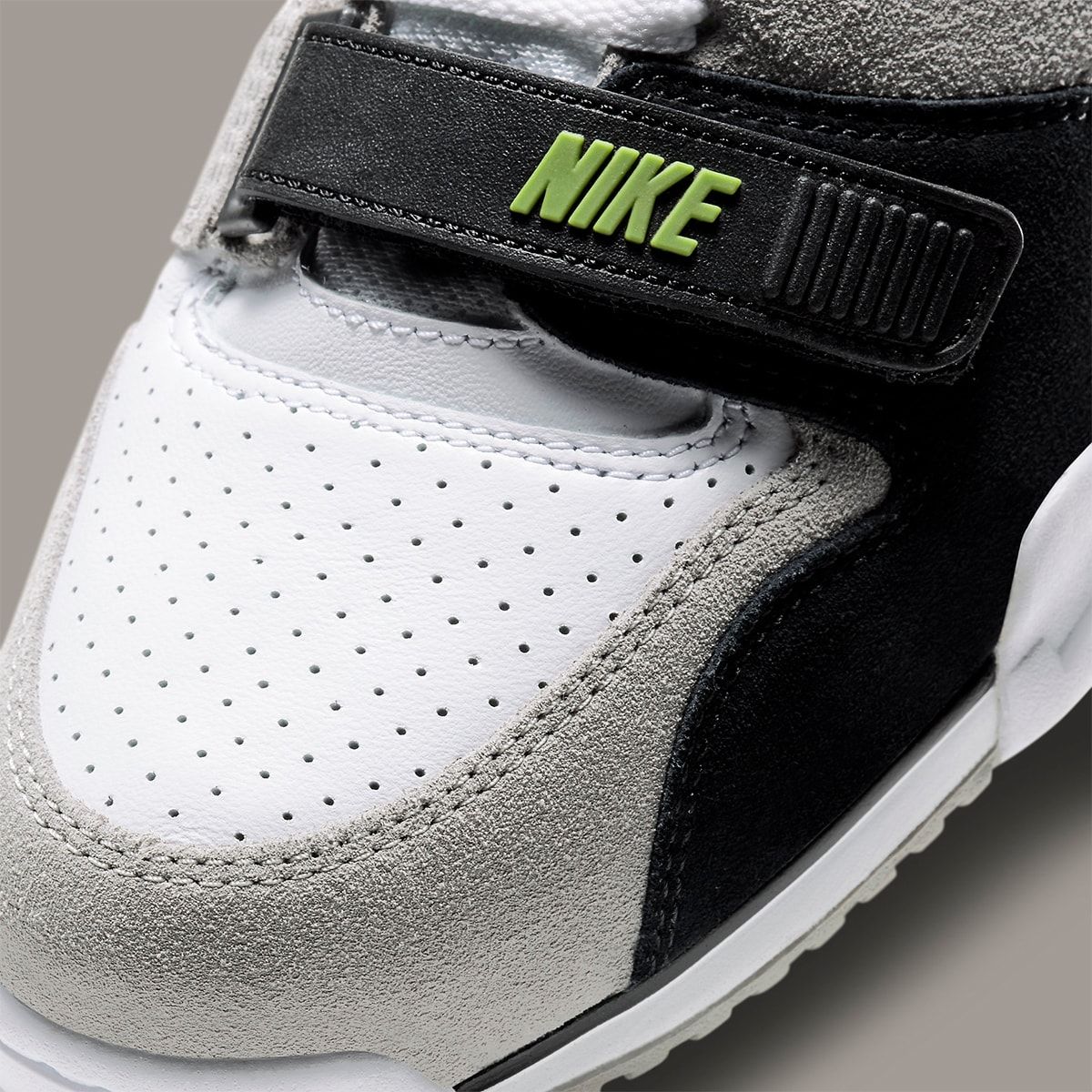 nike sb air trainer 1 chlorophyll 2020