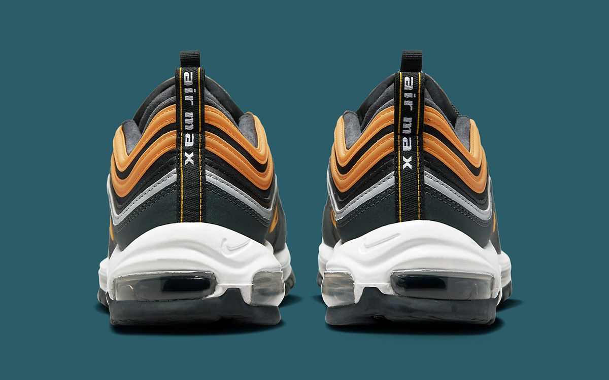 スプリングフェア ☆NIKE AIRMAX University 97 Dark University ...