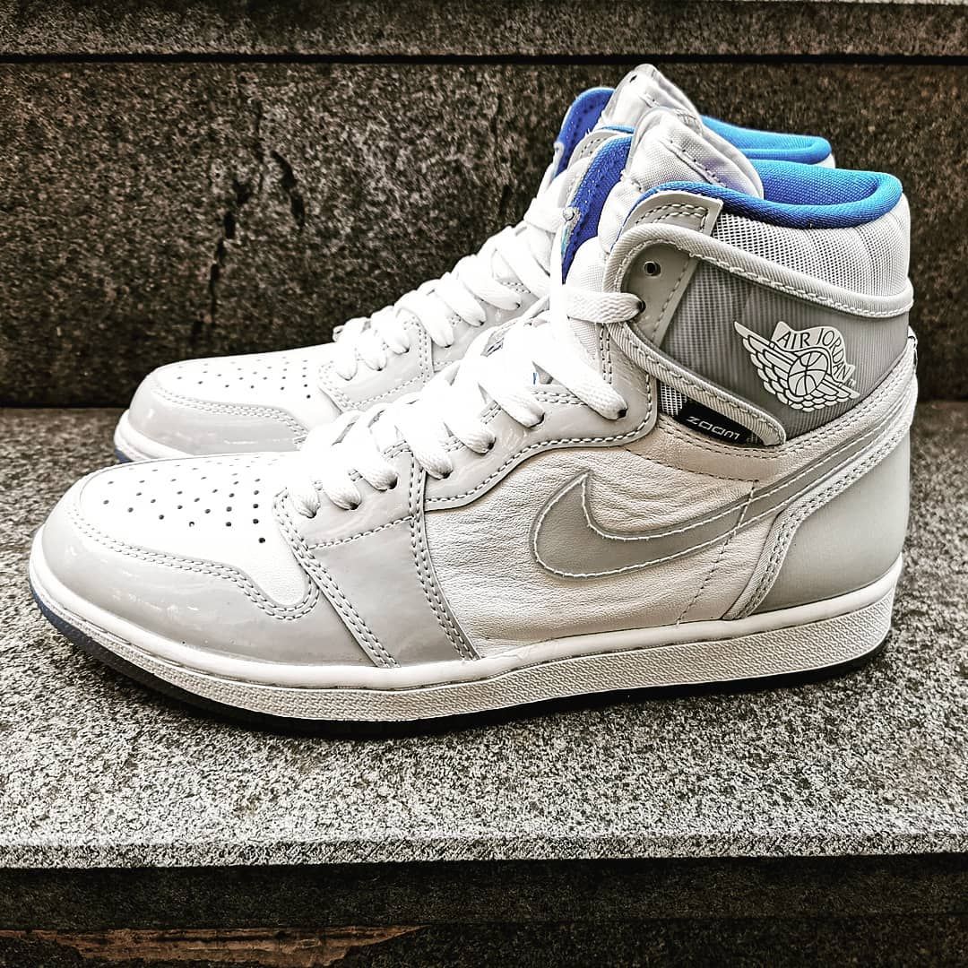 Where to Buy the Air Jordan 1 Retro High Zoom R2T “Racer Blue” | House of  Heat°