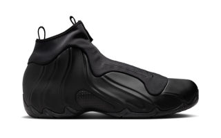 Nike Air Flightposite One “Triple Black”