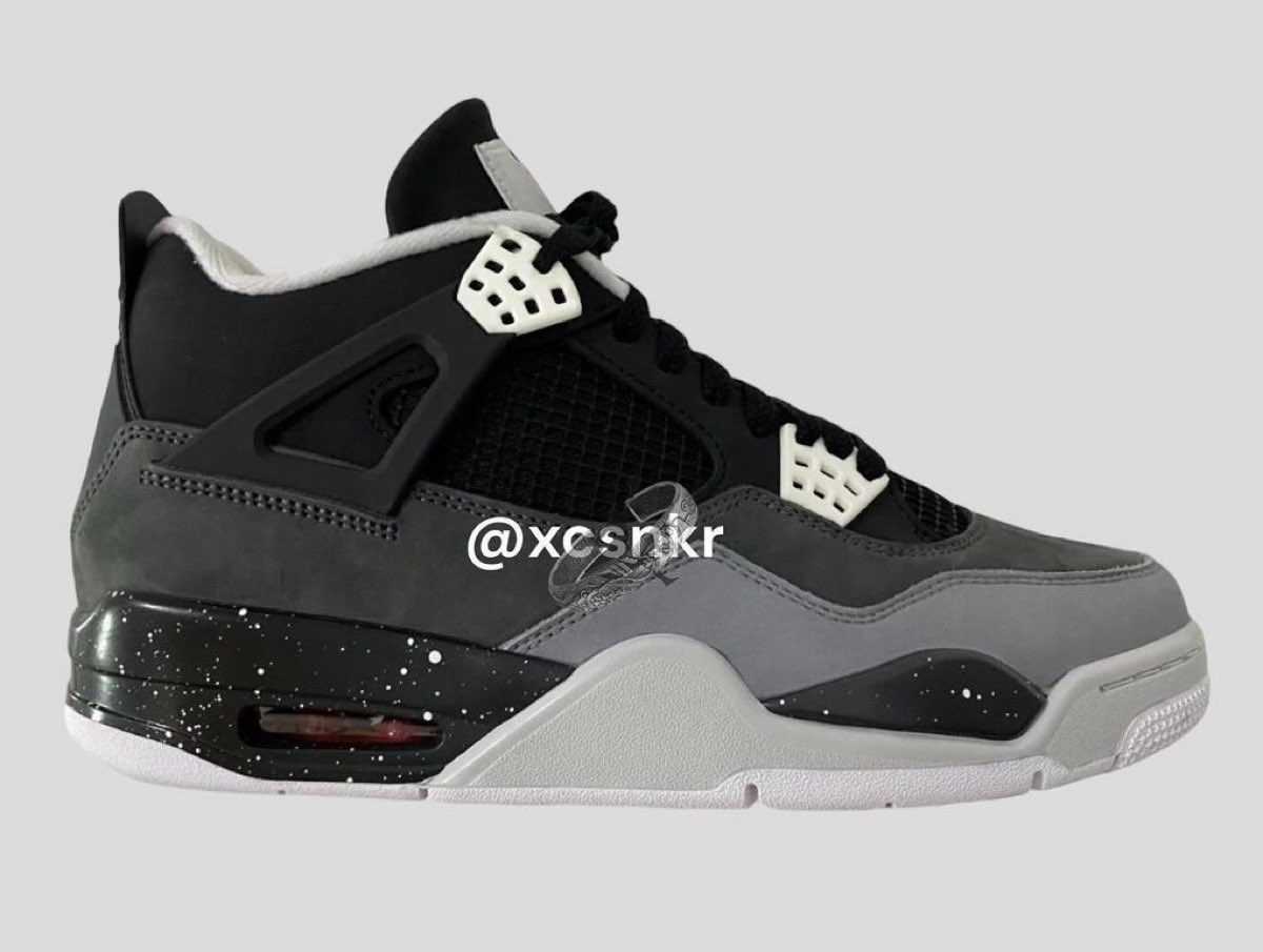Detailed Looks // Air Jordan 4 "Fear" | House of Heat°