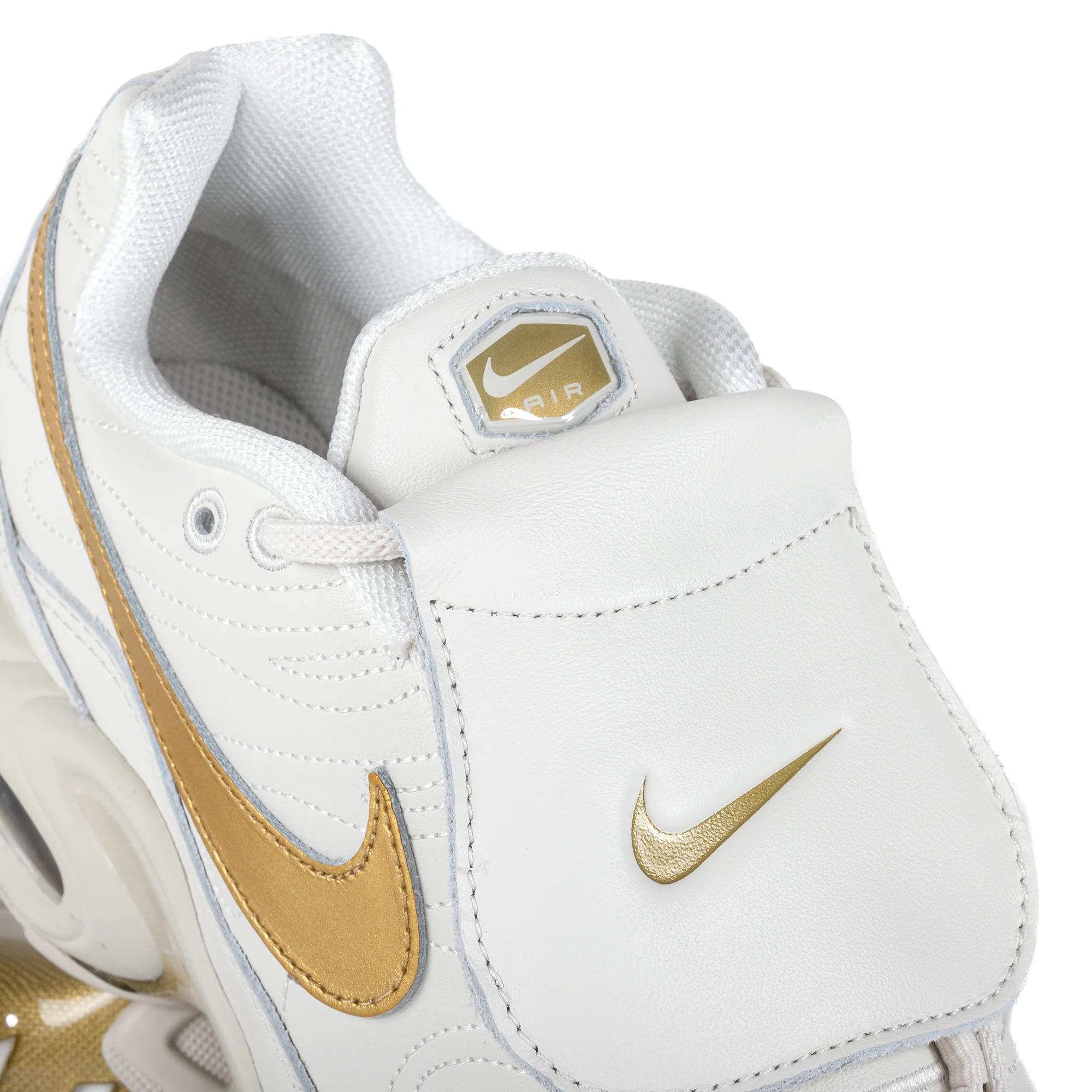 NEW Nike Air Max Plus Tiempo Shoes HV2541-001 Size 11 Phantom Metallic Gold Nike Air Max Plus Tiempo Phantom Metallic Gold HV2541-001 main image 2