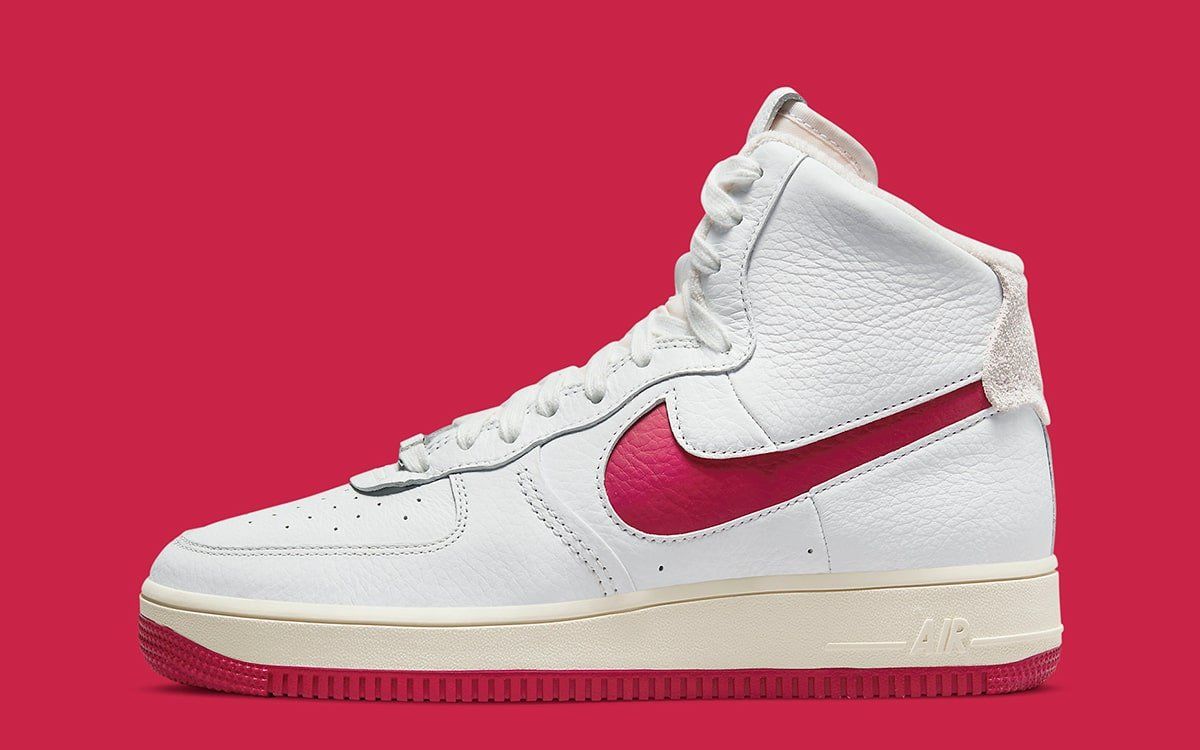 Nike Air Force 1 High Strapless (Sculpt) Honors the OG '82 Release