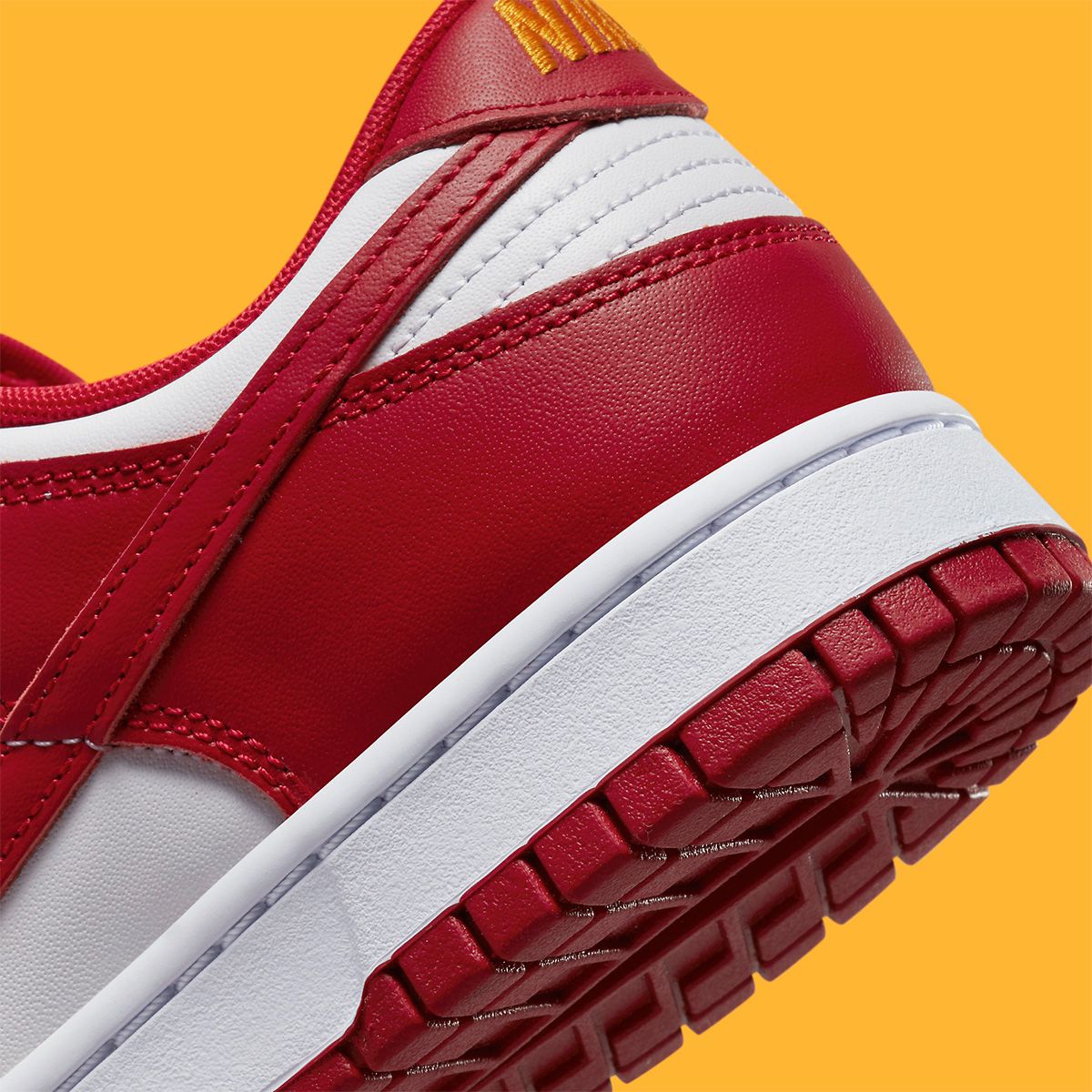 Available Now // Nike Dunk Low “Gym Red” | House of Heat°