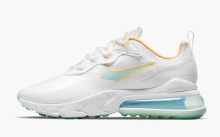 Nike Takes the Air Max 270 React to the Beach 🏖 | House of Heat°