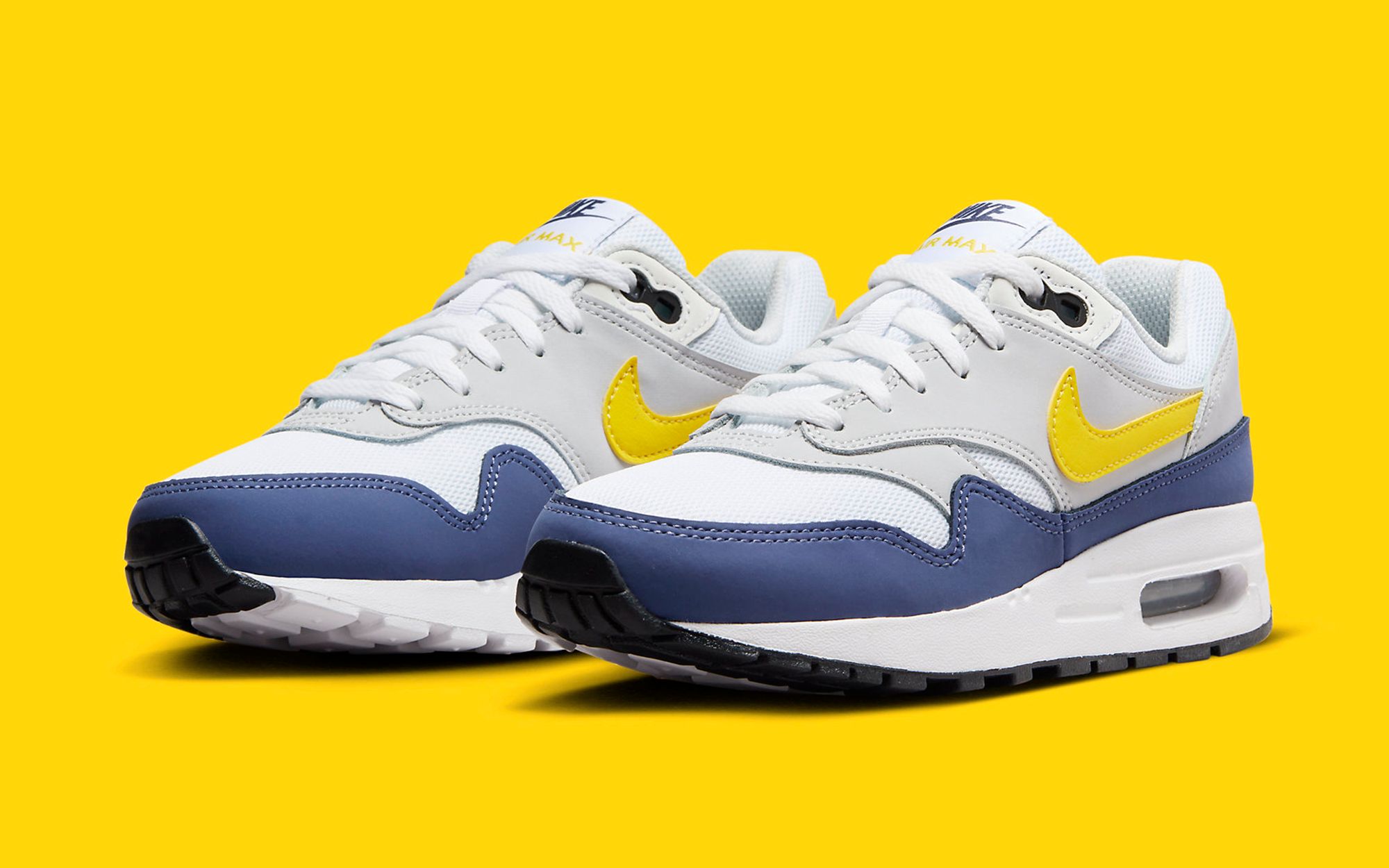 Michigan Colors Make Their Way to the Air Max 1 House of Heat