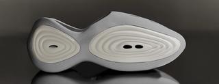 Steven Smith's Crocs Ripple design in "Steel/Moonlight" color scheme.