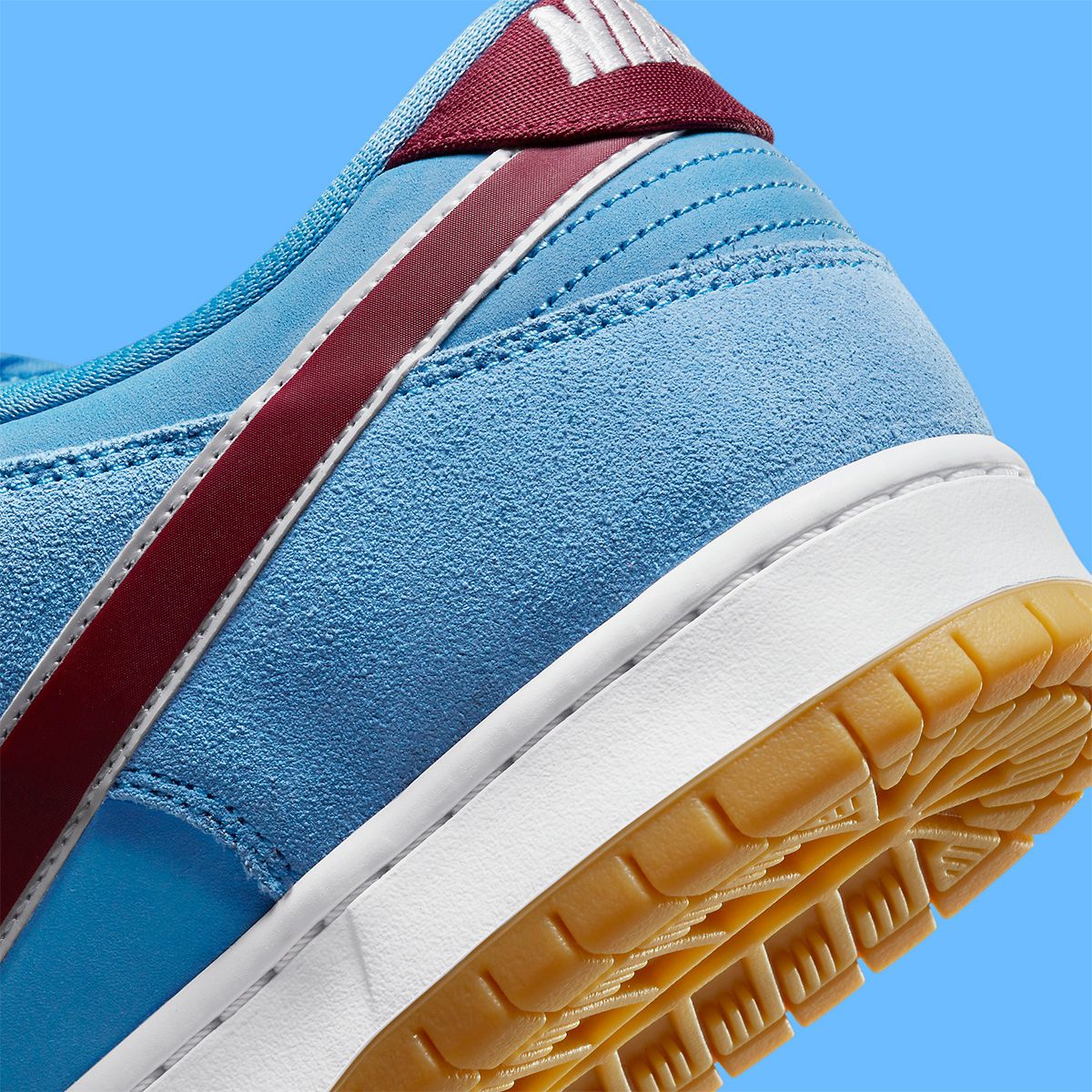 Where to Buy the Nike SB Dunk Low “Phillies” | House of Heat°