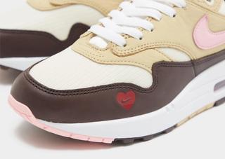 nike air max 1 valentines day 2024 6