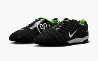 Nike Total 90 III Premium "Black/Volt" indoor shoe.
