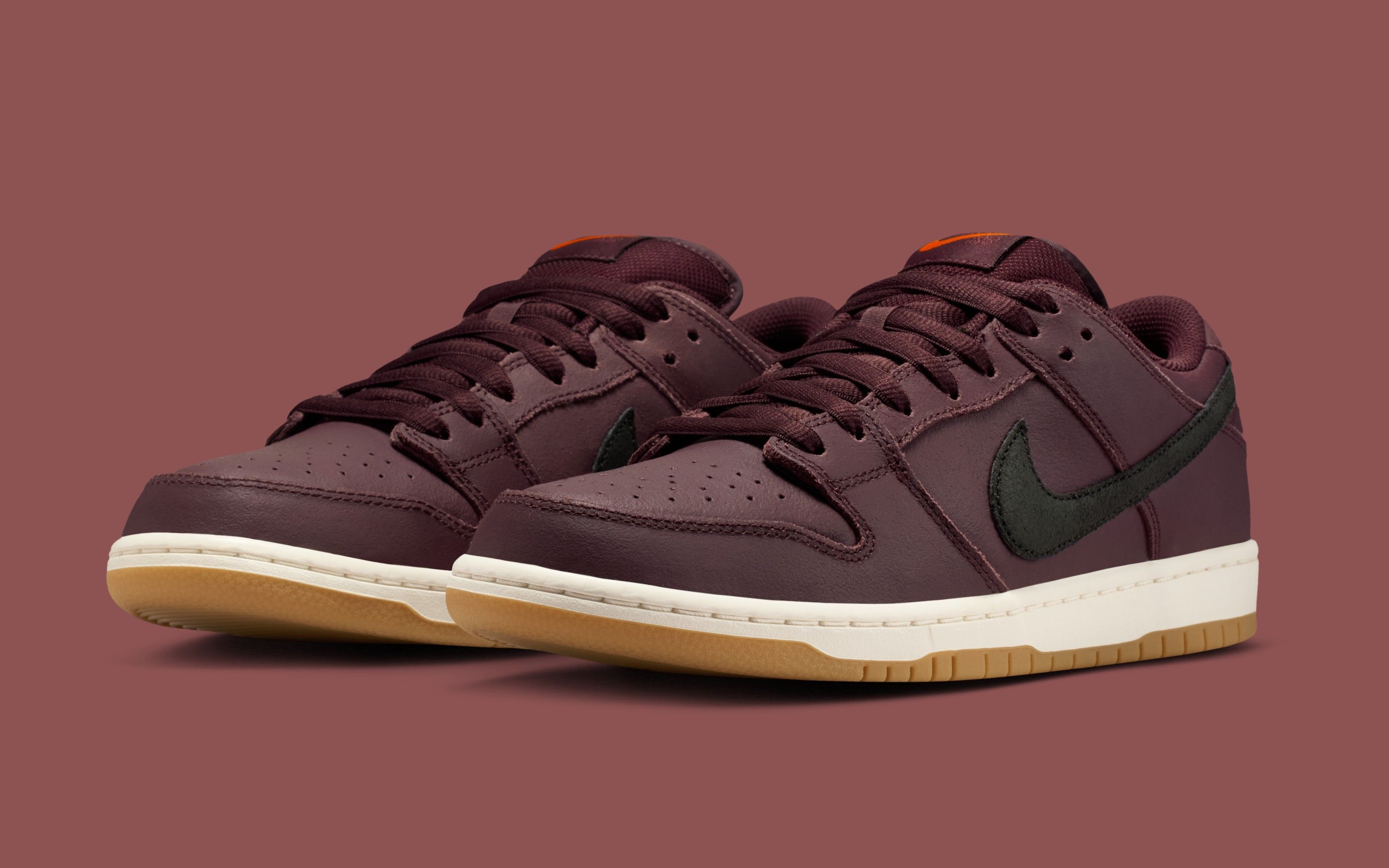 Official Images: Nike SB Dunk Low 
