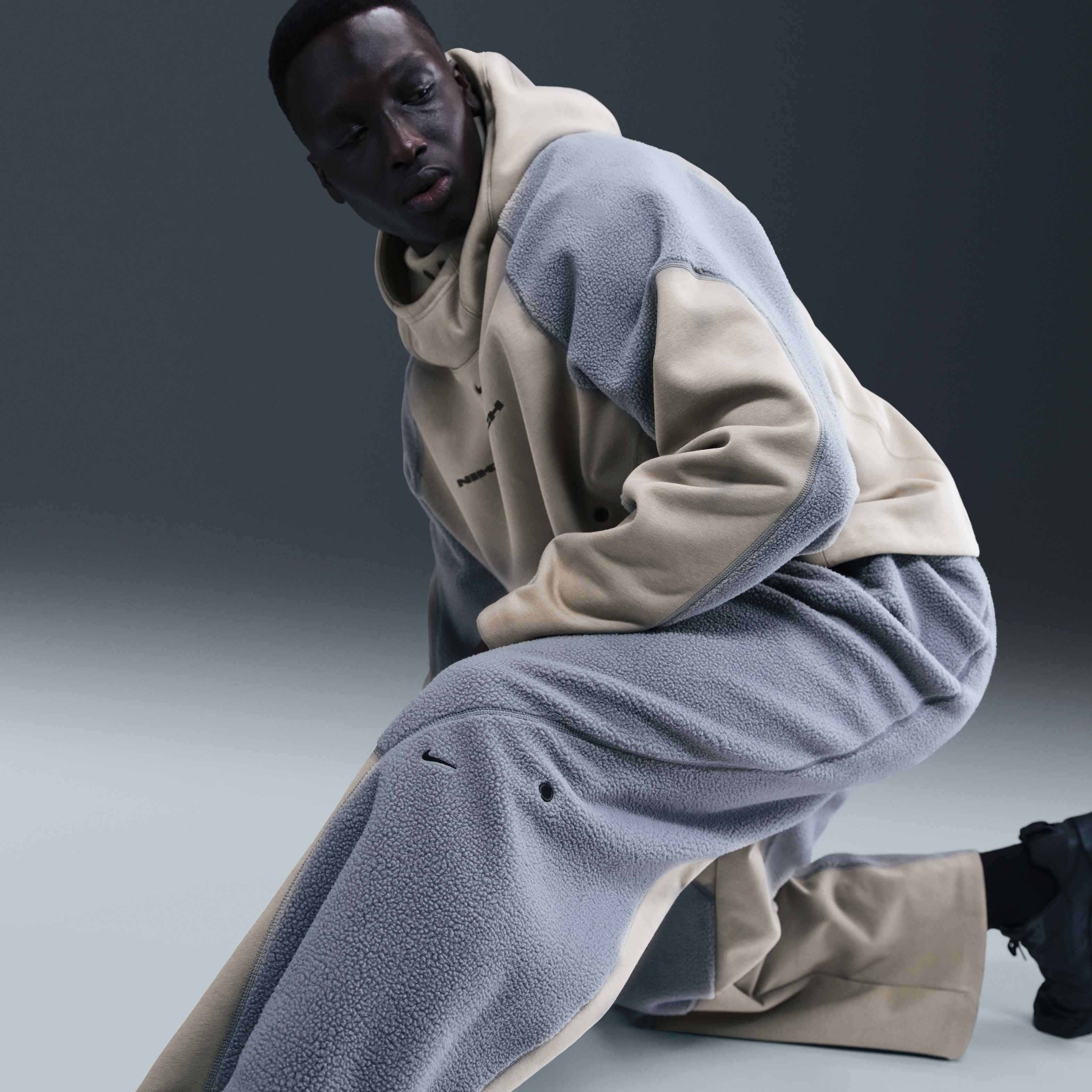【希少】NIKE テックフリース ボレアス 上 ナイキがホリデーシーズンに到着する「ボレアス」テックフリースセット