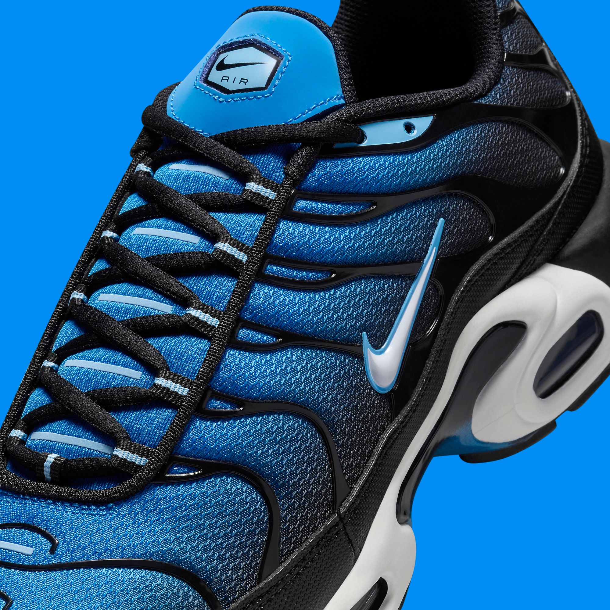 Nike air max plus og hyper blue hotsell release date