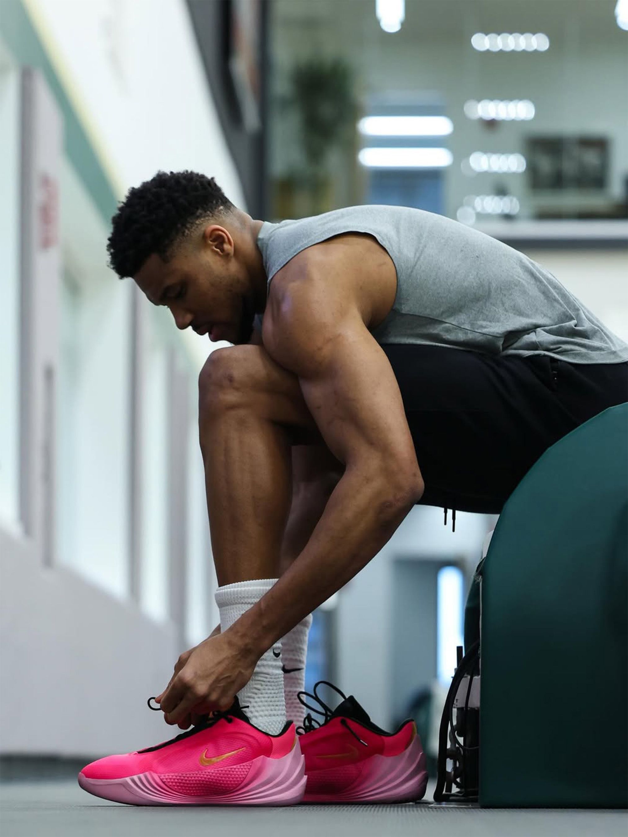 Nike Giannis Freak 8