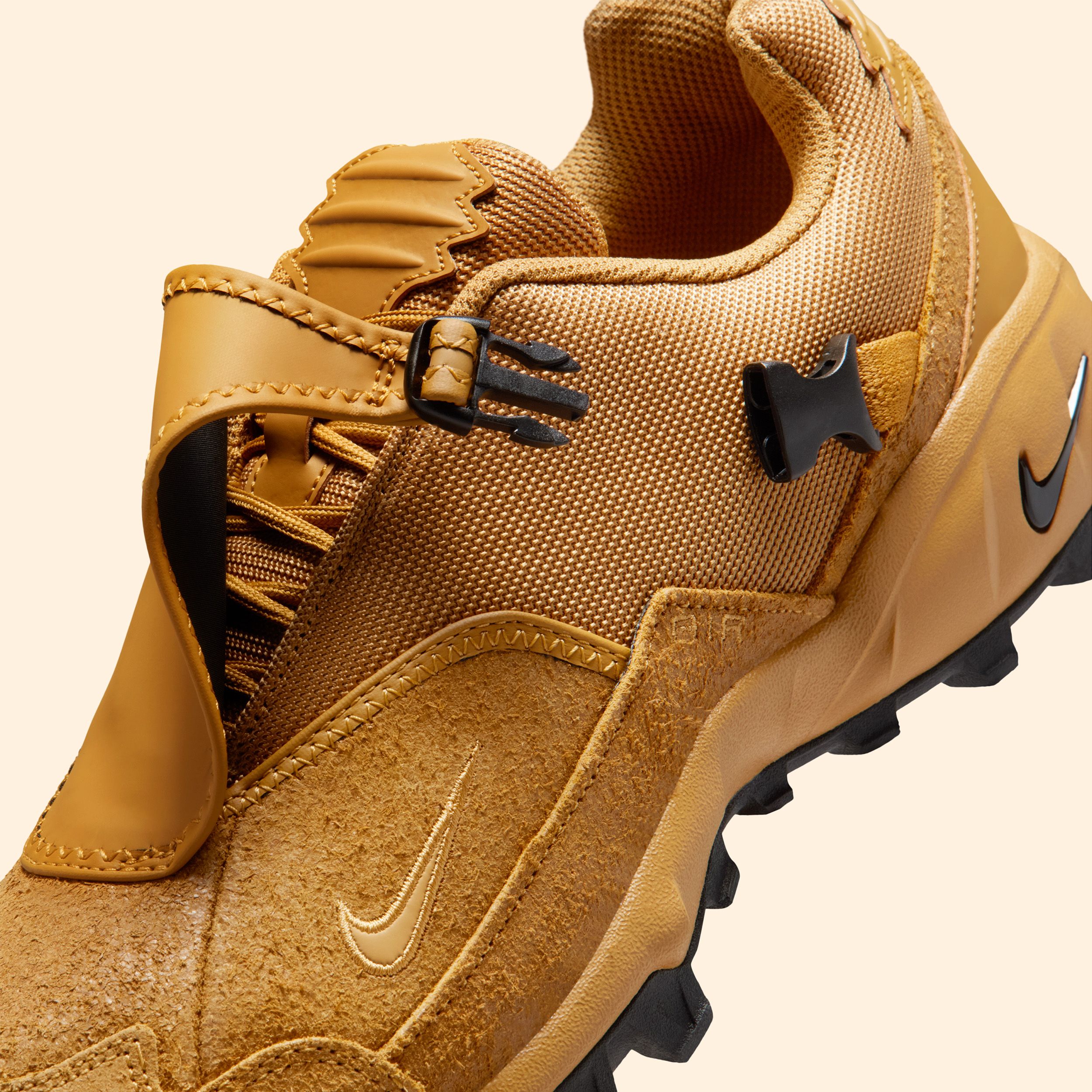 Nike's ACG Air Phassad Returns in a Rugged “Golden Harvest” Look