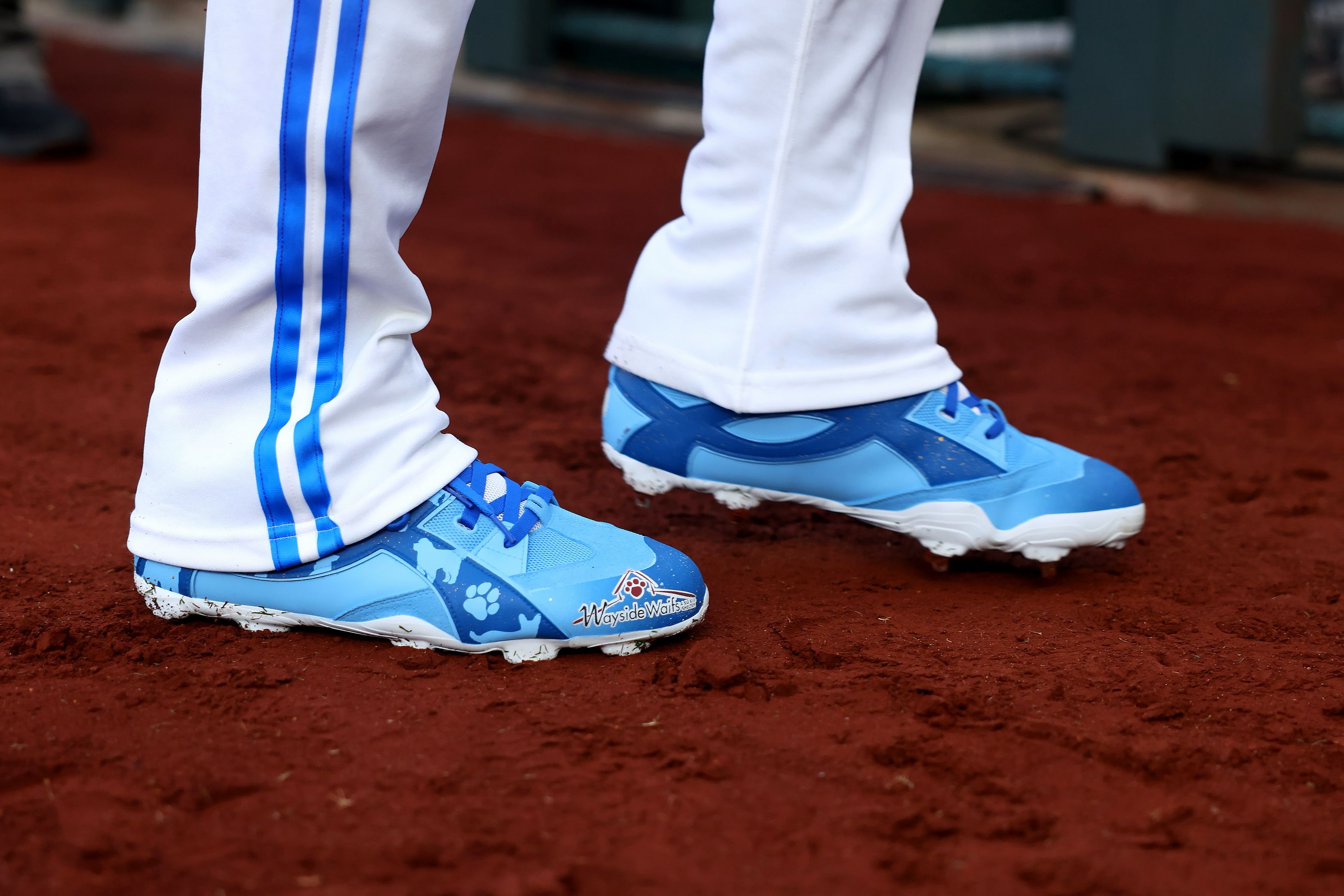 Jac Caglianone's Wayside Waifs Under Armour Custom Cleats. Photos via MLB.