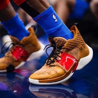 Russell Westbrook’s Valentine’s Day “Teddy Bear” Continue his Wild Run of PEs