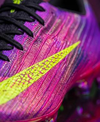 Speculative mock-up of the Kobe Bryant x Nike Mercurial Superfly 11 football boot in a "Hyper Pink/Electric Green/Red Plum" color scheme. Image via @bootsplug on Instagram.