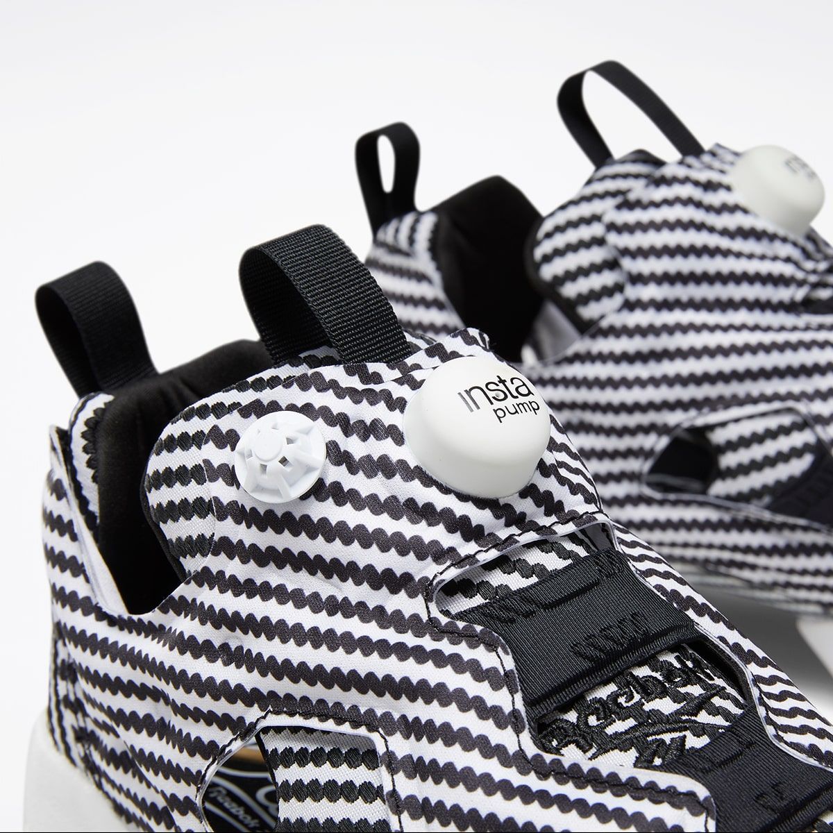 The Reebok Instapump Fury Gets Fitted In Faux Carbon Fiber House