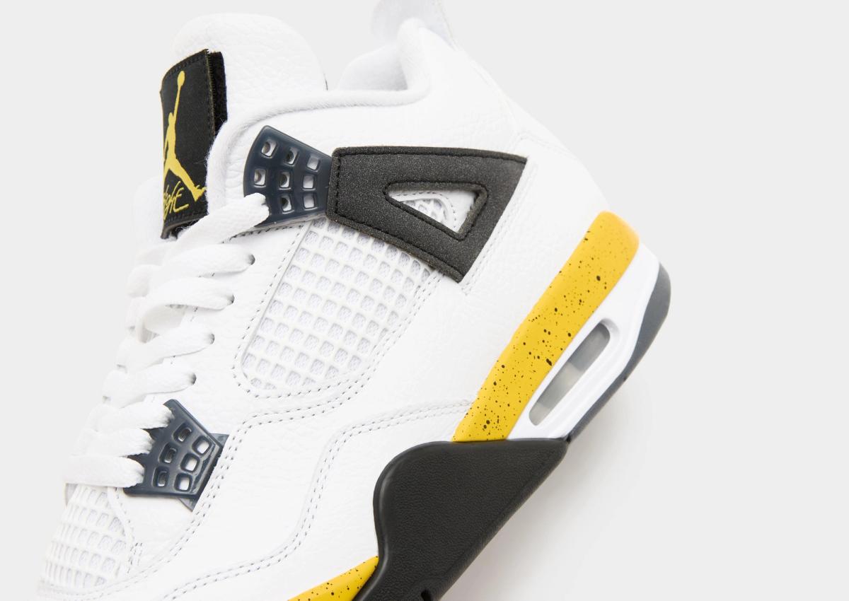 Air Jordan 4 Tour Yellow 2026 podeszwa żółta detal