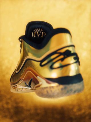 Nike Basketball Immortalized Collection Campaign Shots 9
