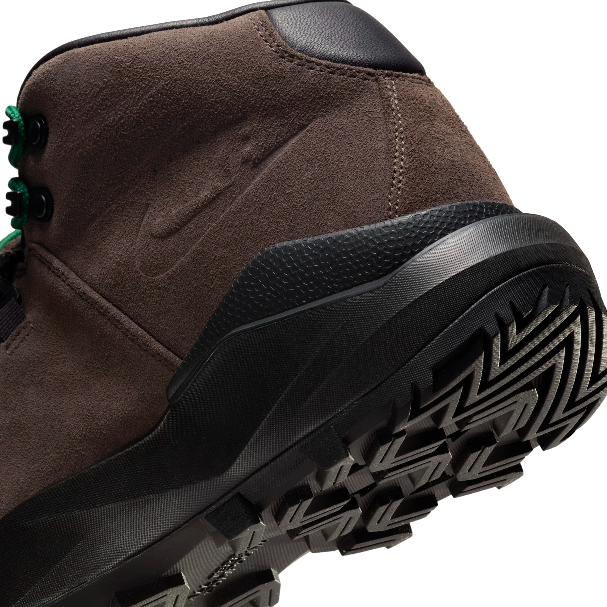 First Look // Nike Cygnal 