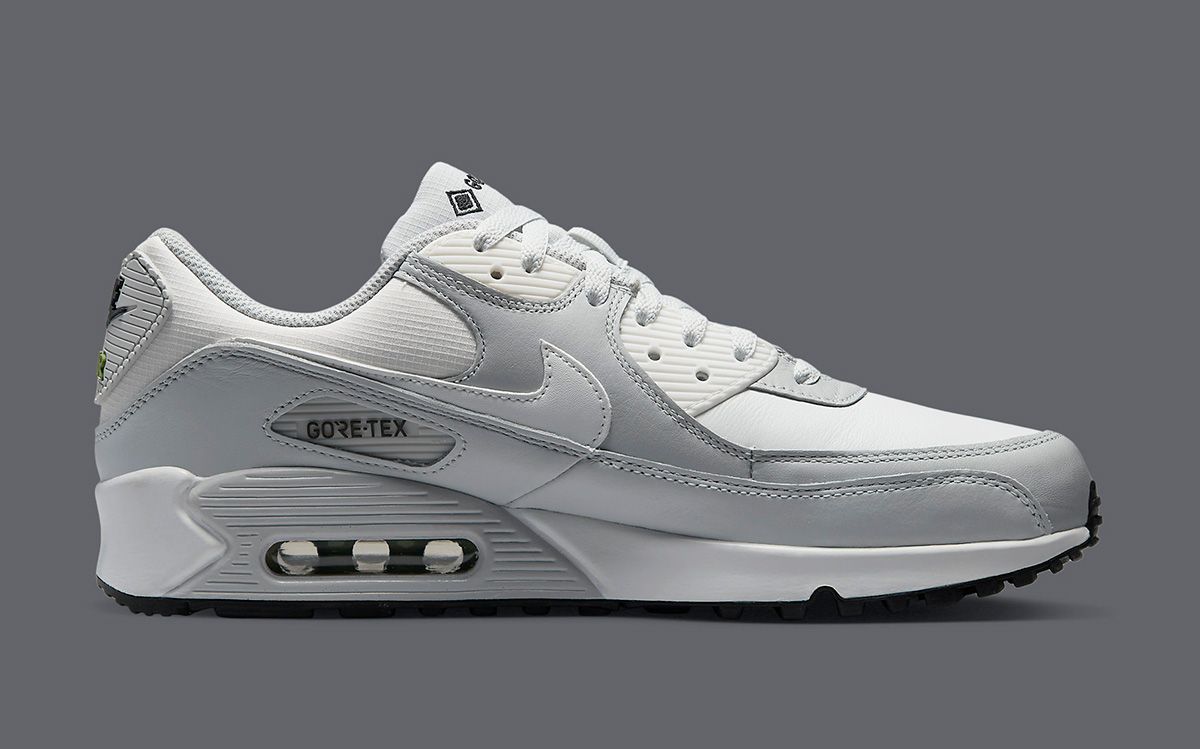 Nike Air Max 90 GORE-TEX Appears in “Photon Dust” | House of Heat°