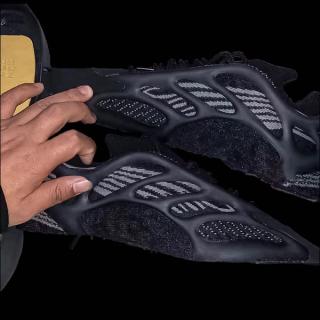 adidas negozi yeezy 700 v3 black release date info 1