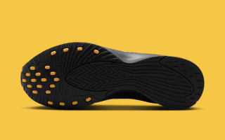 Nike Air Superfly "Black/Yellow Ochre" (Plaid, Clueless, SKU: IR5594-900). Photo via Nike.