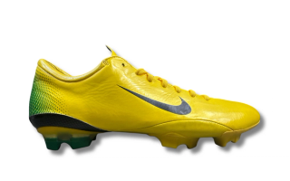 R9 x Nike Mercurial Vapor 3 "Yellow/Green" football boots from 2006.