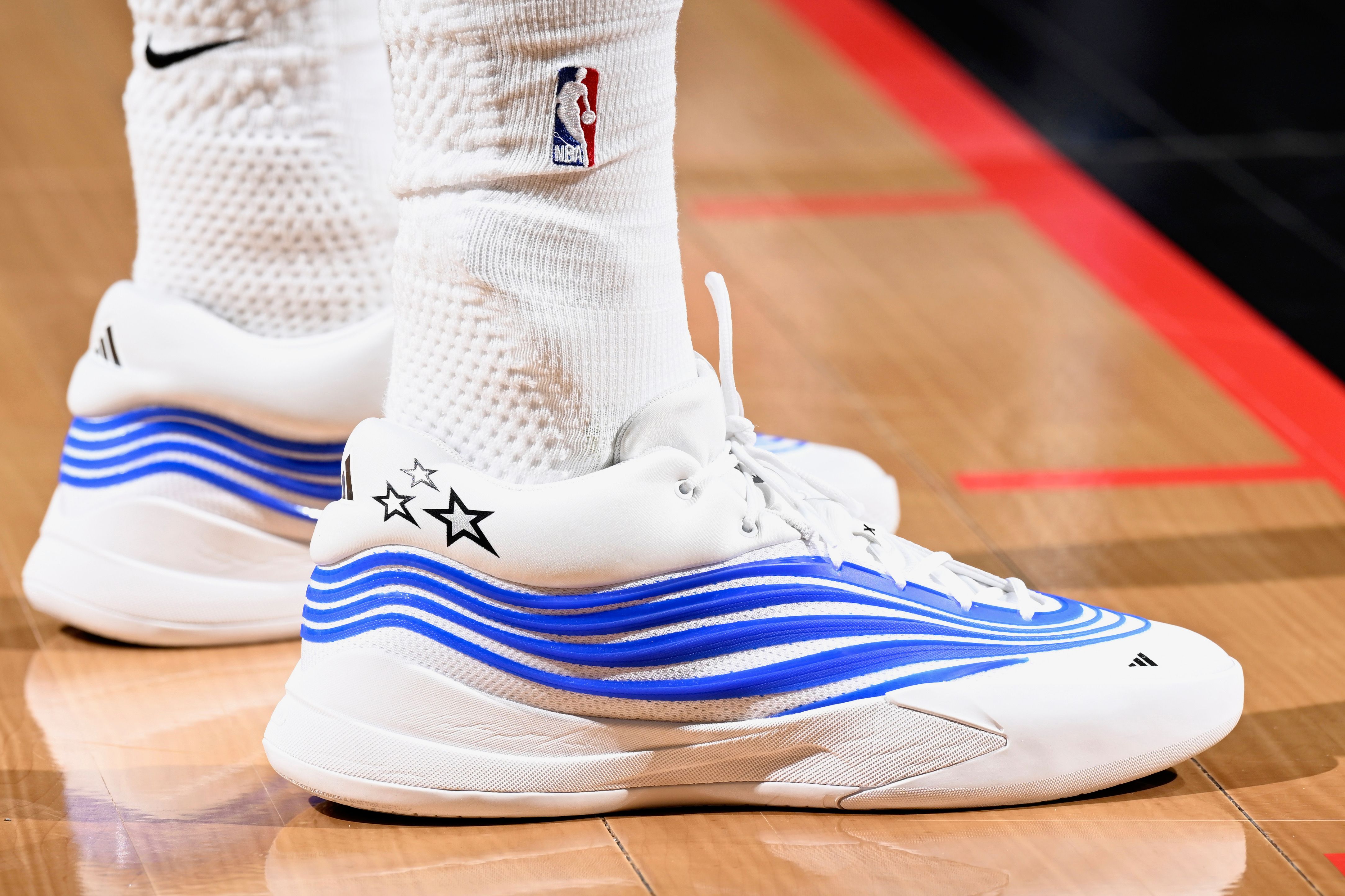 Magic Colors Land on Franz Wagner Dame X PE