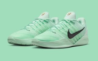 Nike Sabrina 3 basketball shoe in a Statue of Liberty-reminiscent mint green.