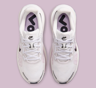 Nike Vomero Premium "White/Light Lilac" (SKU: HM5973-103). Photo via Nike.