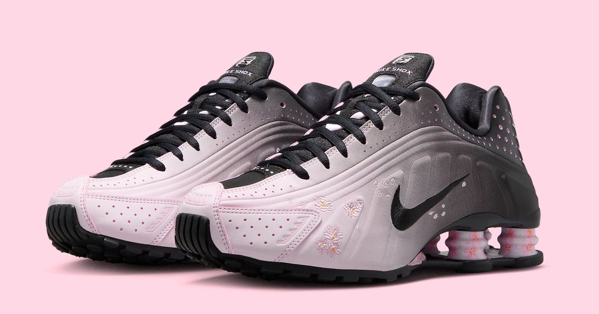 Pink R434 The 'Regal Pink' Nike Shox R4 Is Ready for Japan's Sakura Season ...