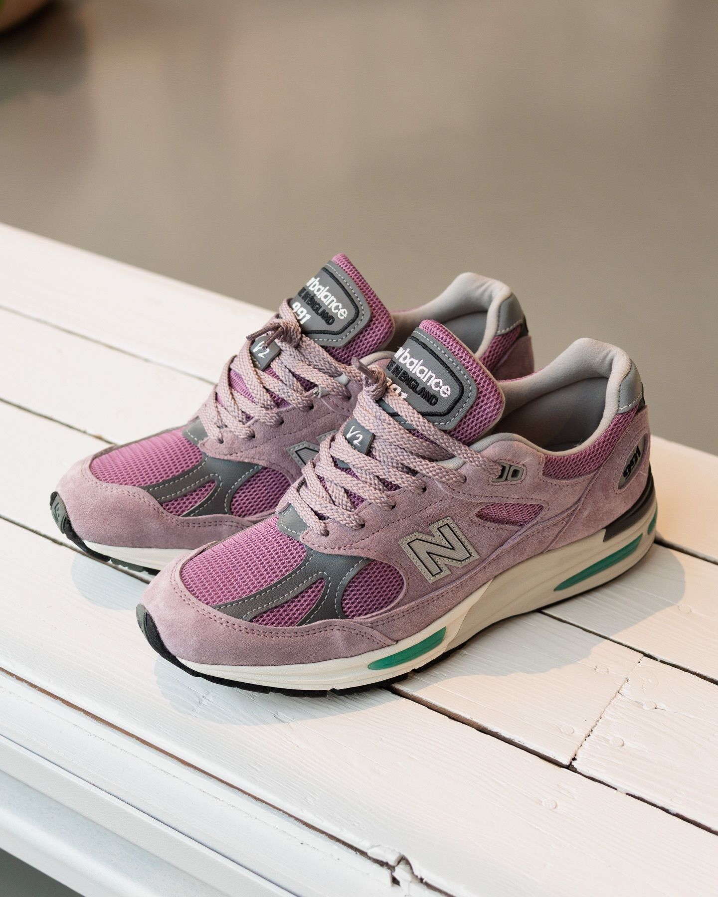 New Balance 991v2 “Smoked Pearl” Appears for Spring 2026