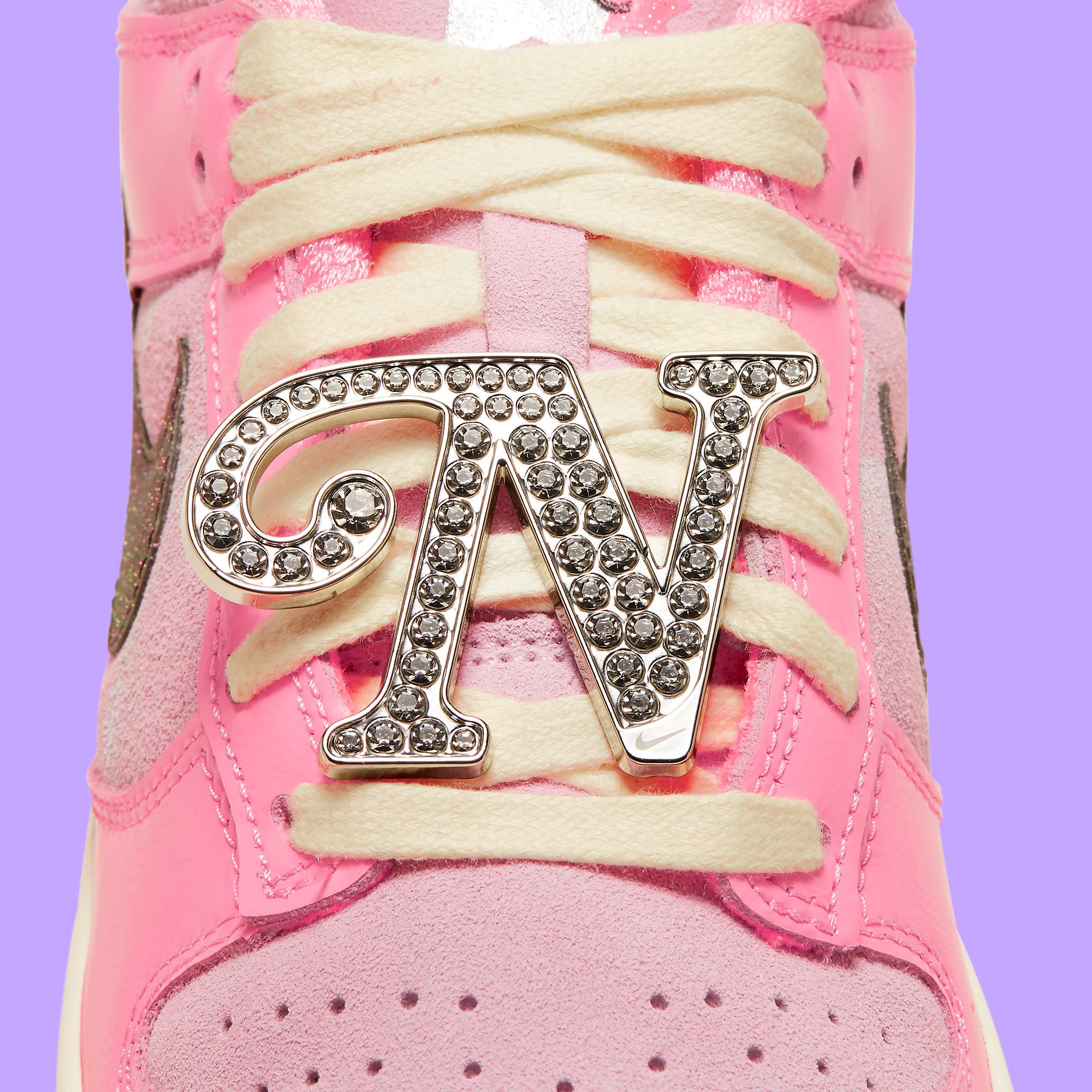 スニーカー Nike Dunk Low LX Barbie PINK FOAM FN8927-621 The Women's Exclusive Nike Dunk Low LX Barbie Releases Fall 2023