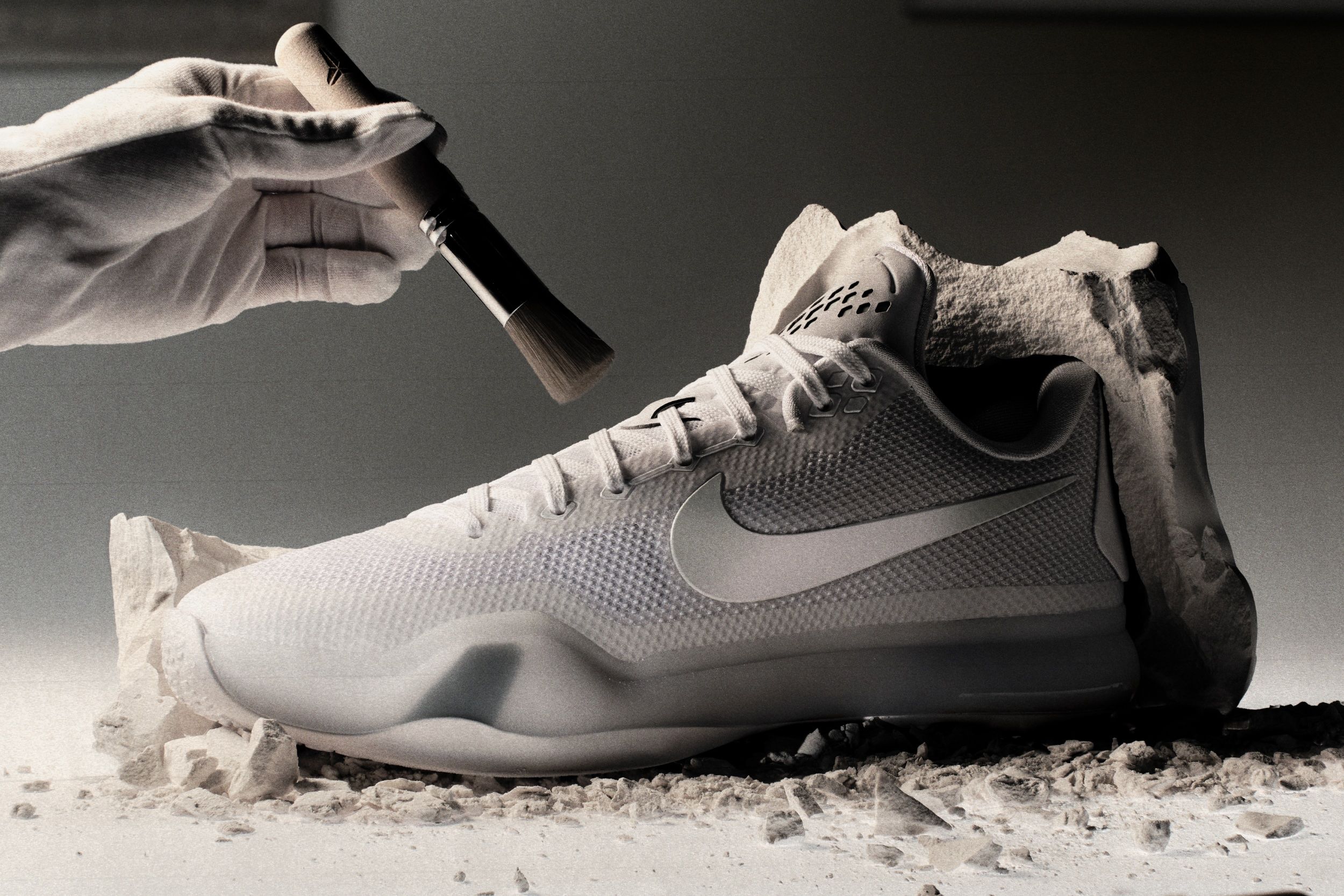 Nike Kobe 10 Protro Elite Low "Halo" basketball sneaker.