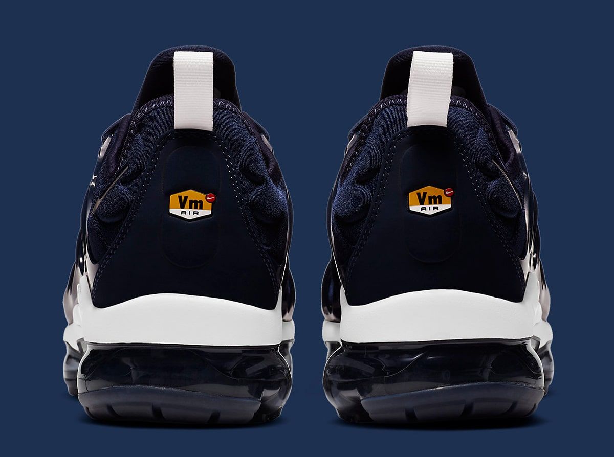 Nike vapormax best sale plus midnight navy