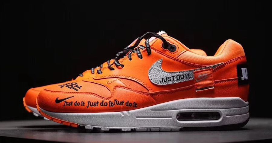 air max 1 just do it on feet