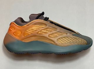 adidas yeezy maillot 700 v3 copper fade release date 1 1