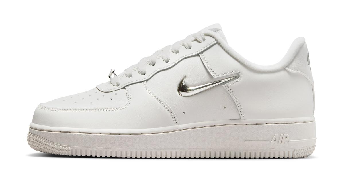 Nike Air Force 1 Low “Chrome Swoosh” Arrives Summer 2026 | House 